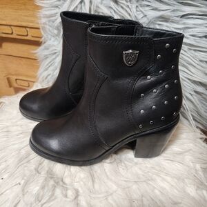 Harley Davidson/  Black Ankle Boots With Silver Studs